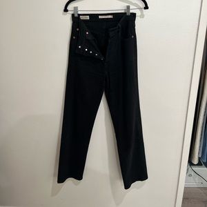 Levi’s Ribcage Straight Ankle